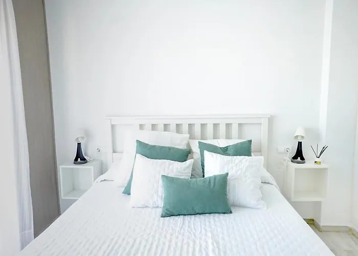 Bonito Apartamento Ideal Para Familias Con Piscina Y Pista De Padel En Roquetas